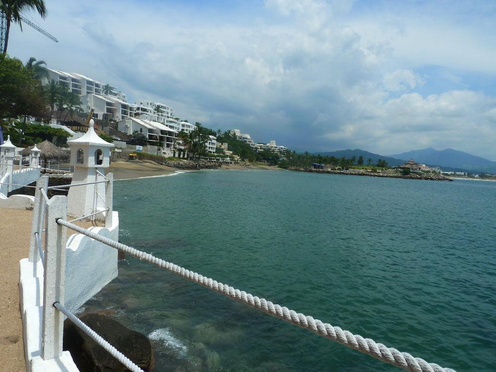 Dolphin Cove Inn Manzanillo Exterior foto