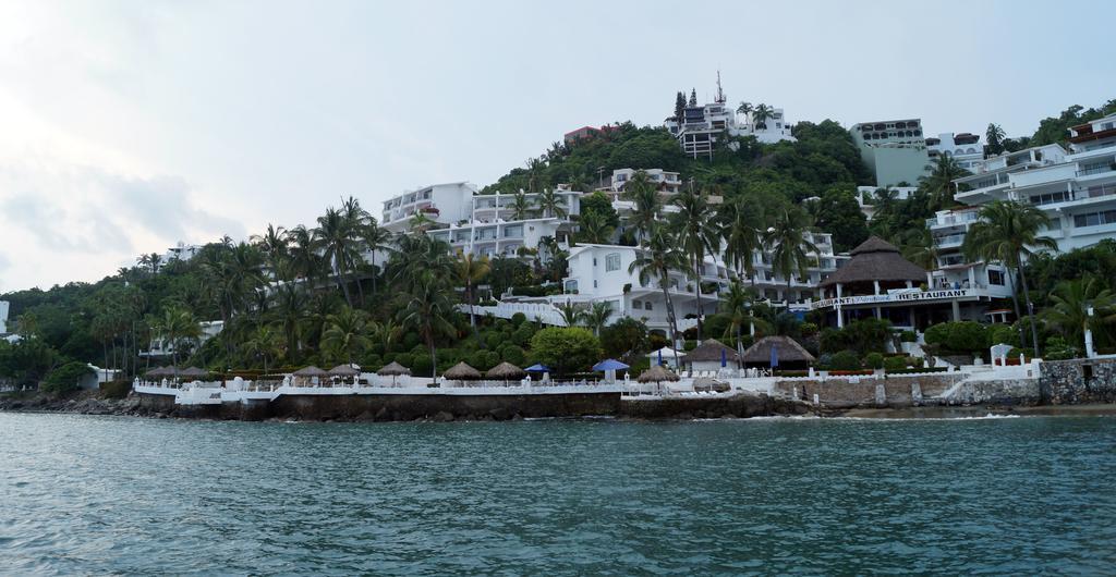 Dolphin Cove Inn Manzanillo Exterior foto