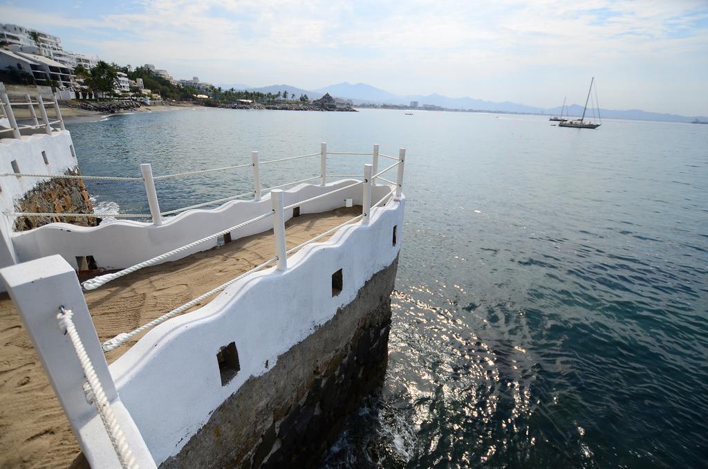 Dolphin Cove Inn Manzanillo Exterior foto