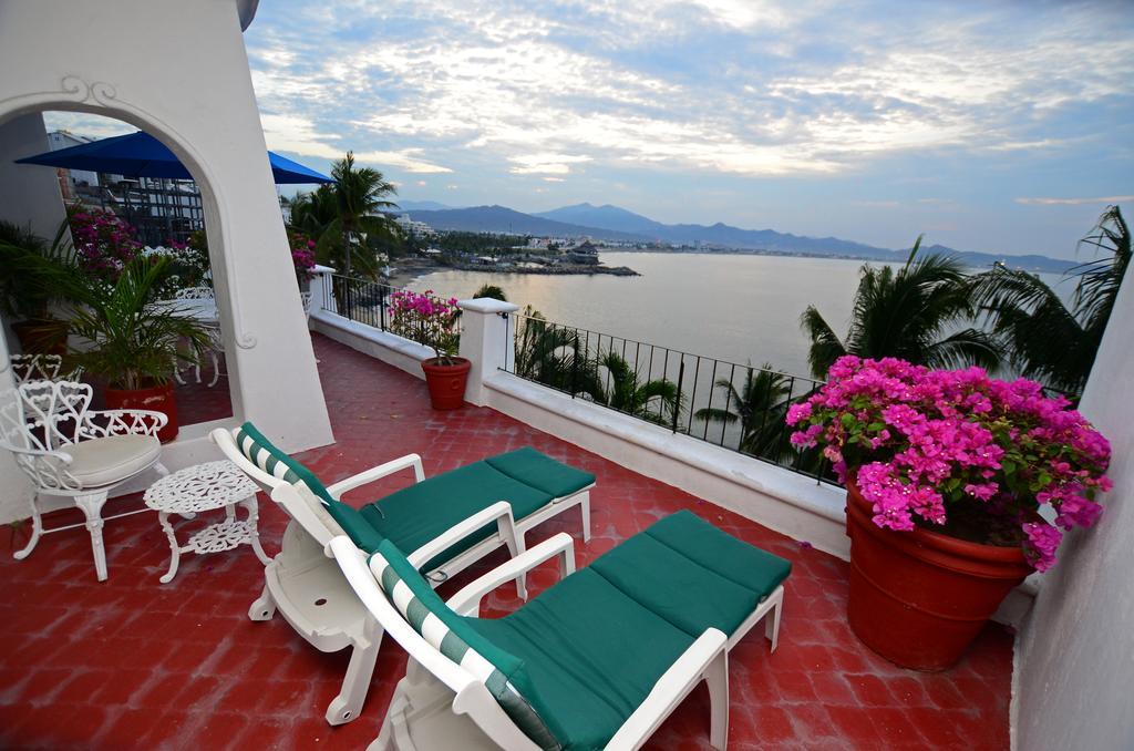 Dolphin Cove Inn Manzanillo Exterior foto