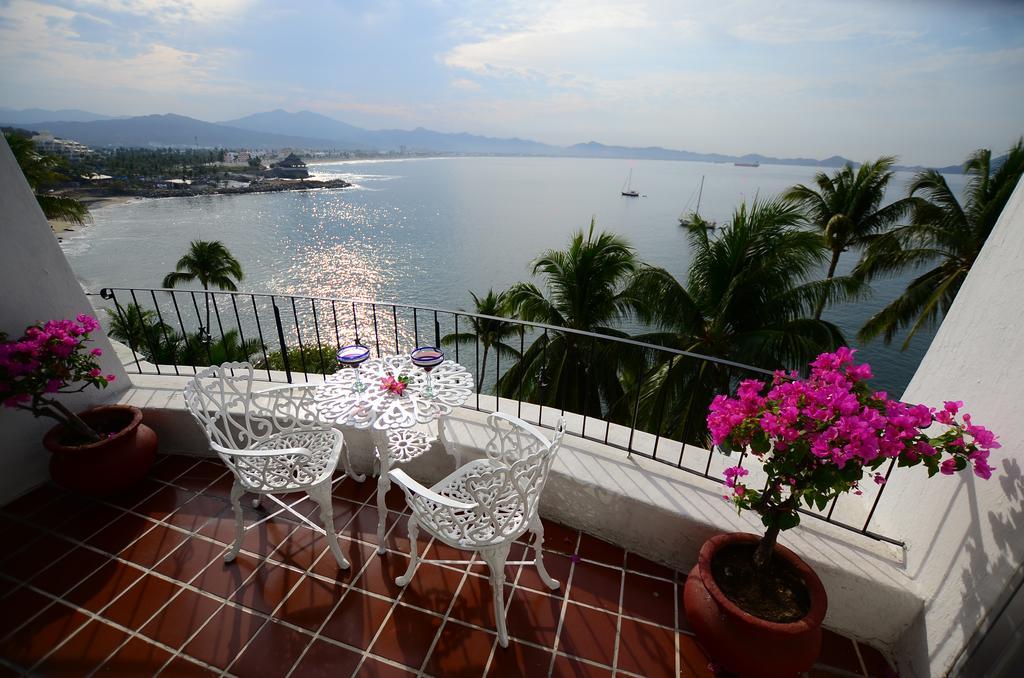 Dolphin Cove Inn Manzanillo Exterior foto
