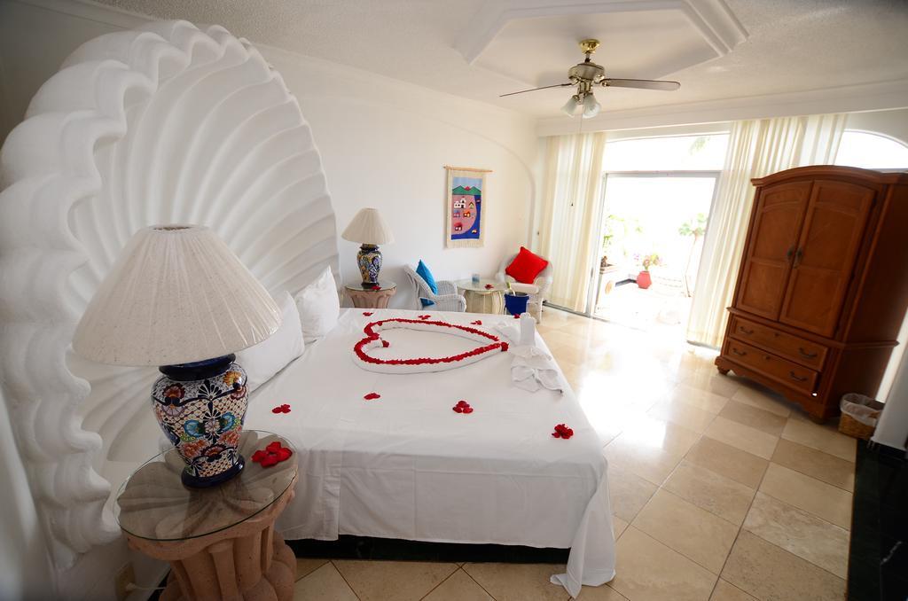 Dolphin Cove Inn Manzanillo Exterior foto