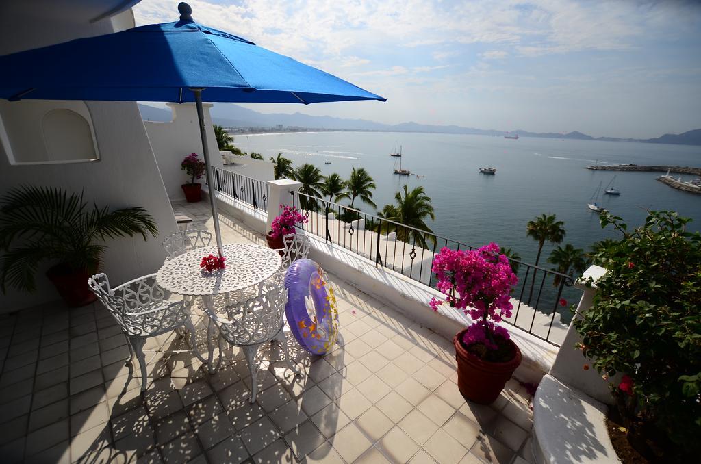 Dolphin Cove Inn Manzanillo Exterior foto